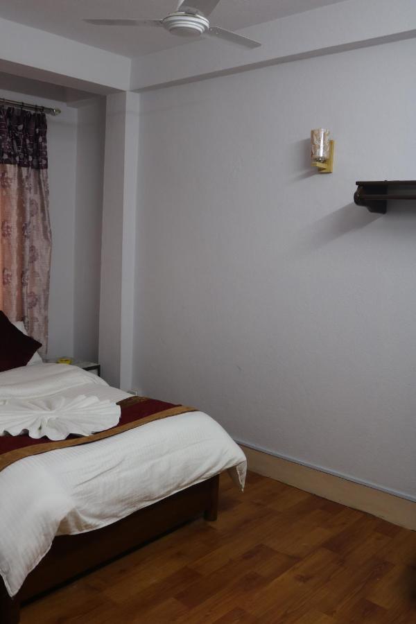 קטמנדו Om Tara Guest House Pvt Ltd מראה חיצוני תמונה