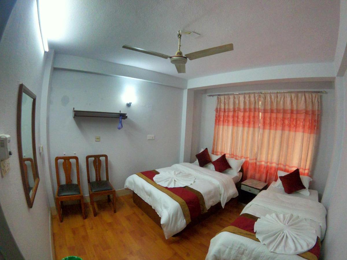 קטמנדו Om Tara Guest House Pvt Ltd מראה חיצוני תמונה